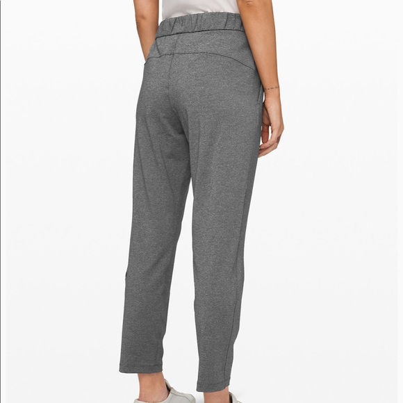 BNWT - lululemon On the Fly 7/8 Pant - Picture 3 of 7